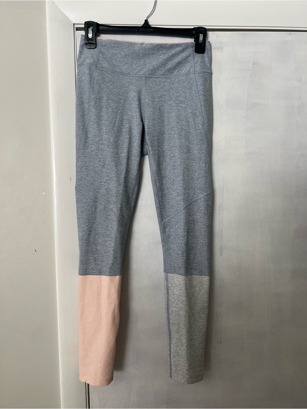 Outdoor Voices Heather Gray Leggings with Pink and Light Gray Panels